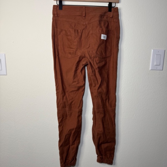 REI Co-Op Cargo Utility Pants Women's 2 Brick Red Brown Outdoor Hiking Casual - Picture 4 of 5